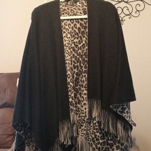 New York Company Open Animal Print Pancho 2 sided